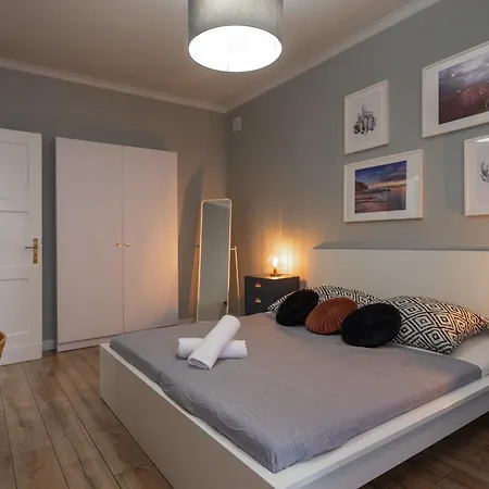 36 Centrum - Mieszkanie Dla 10 Osob *